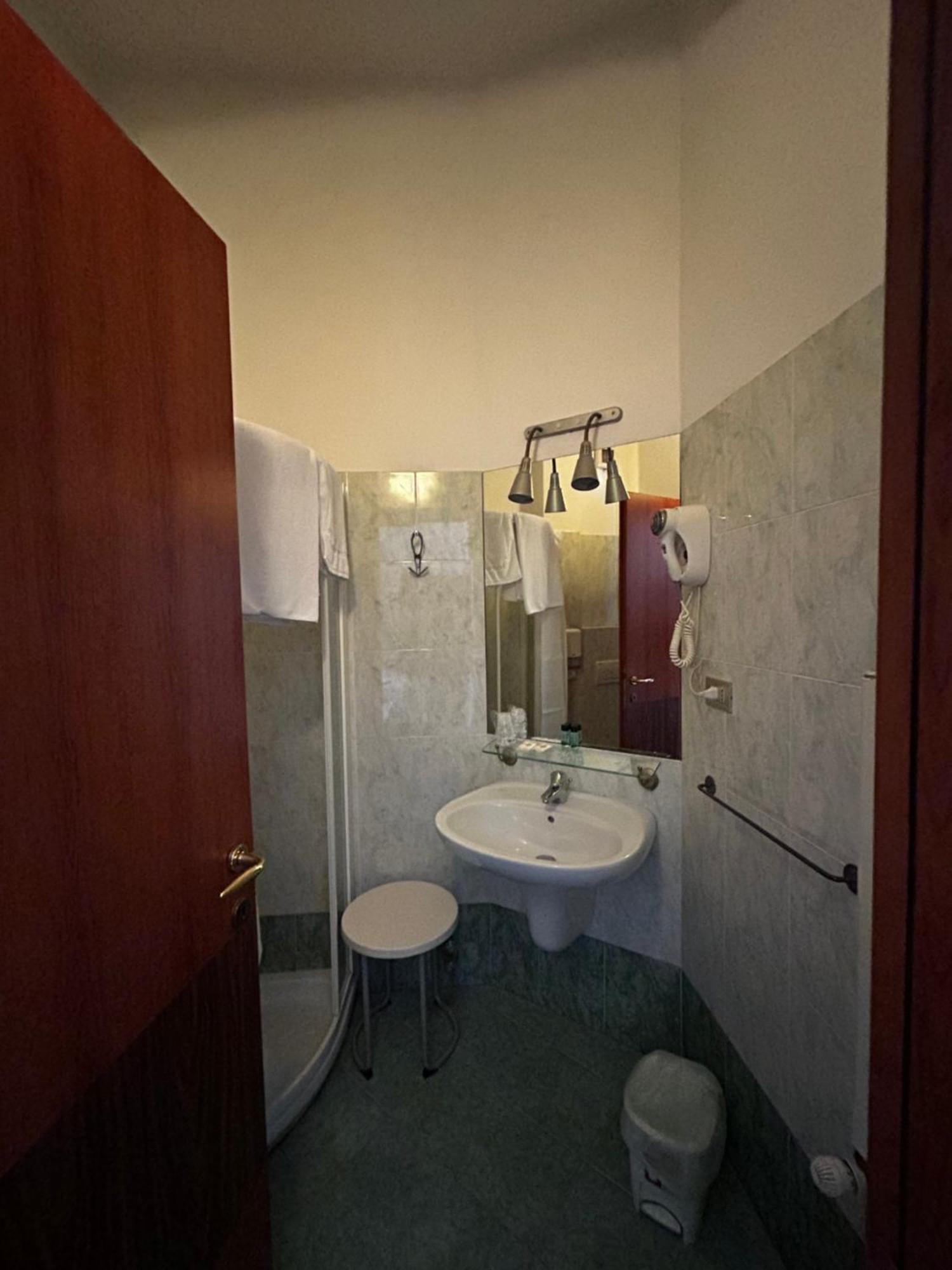 Habitación Individual Económica
